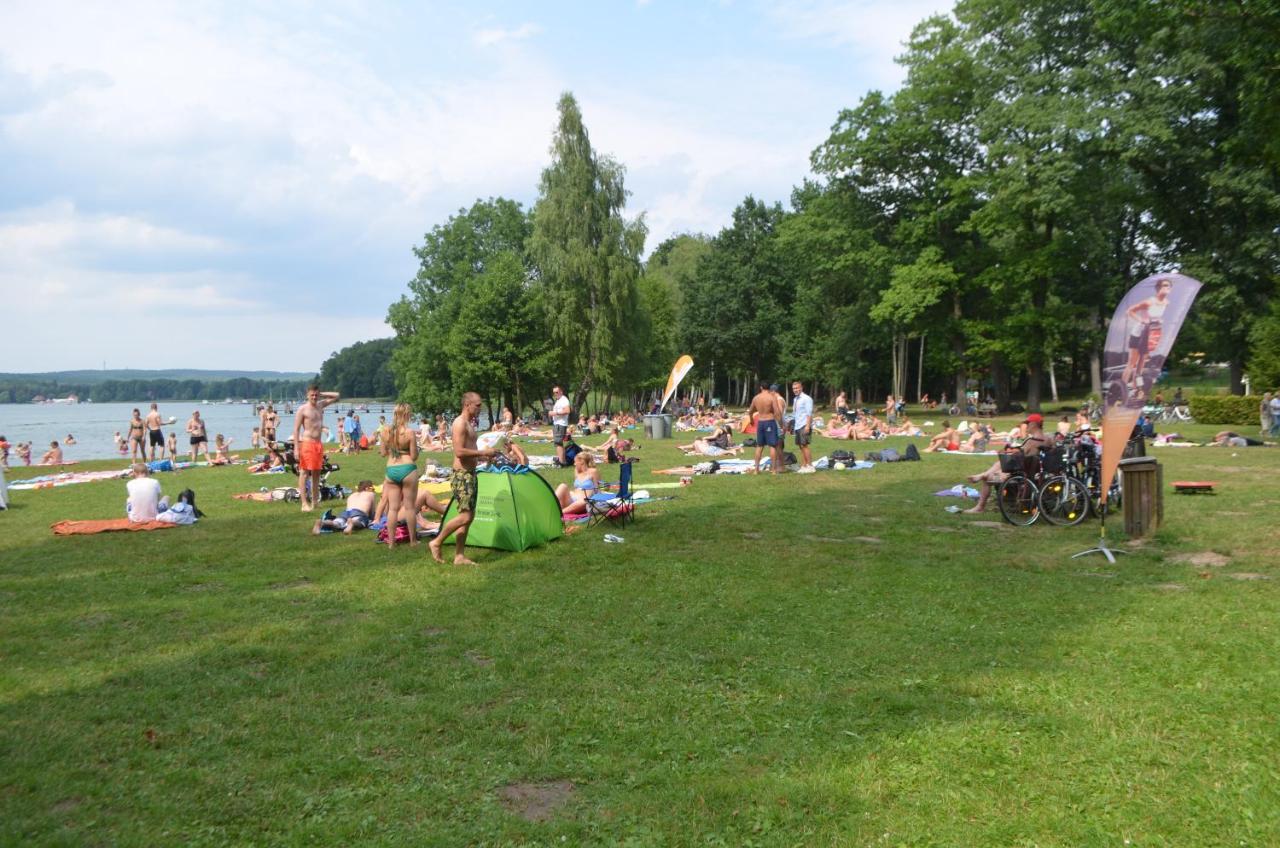 Traumzeitboot Auf Dem Scharmuetzelsee Bateau-hôtel *